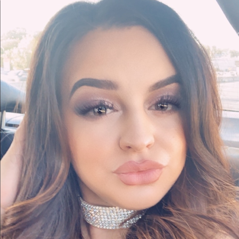 Meet your Posher, Torianna